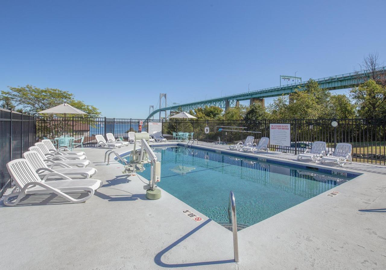 Club Wyndham Newport Overlook Jamestown Extérieur photo