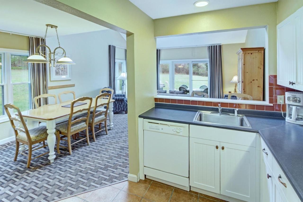 Club Wyndham Newport Overlook Jamestown Extérieur photo
