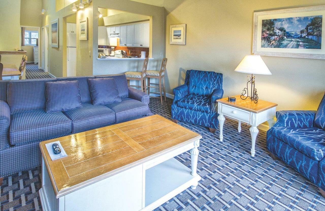 Club Wyndham Newport Overlook Jamestown Extérieur photo